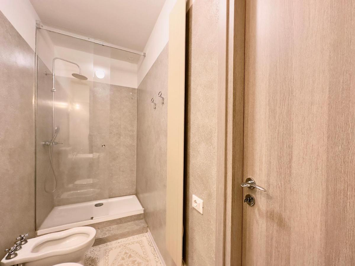 Minimal Apartment Navigli Milano Eksteriør billede
